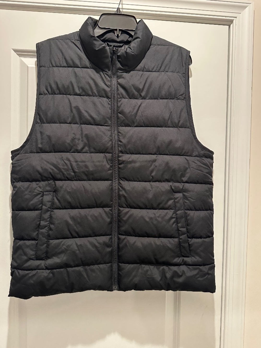 gap cold control black bubble vest size L